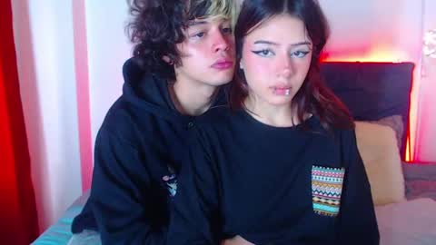 FIRE AND FOX online show from March 6, 7:54 pm