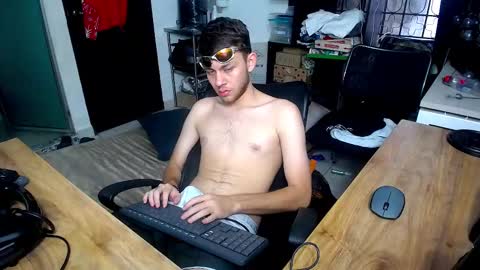 g0lden_crew online show from December 22, 9:12 pm