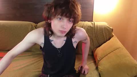 Snapshot of g1vememoney chatting on March 17, 7:55 am Ian online show from March 17, 7:55 am