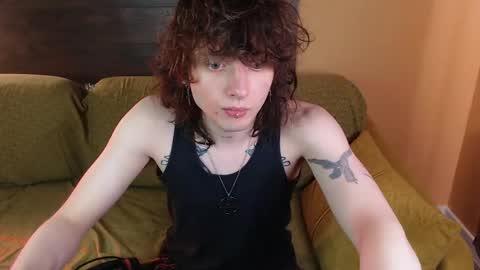 Snapshot of g1vememoney chatting on March 22, 7:56 am Ian online show from March 22, 7:56 am