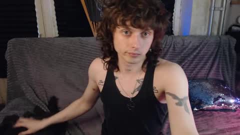 Ian online show from May 27, 1:57 am