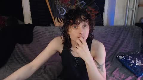 Ian online show from June 6, 8:57 pm
