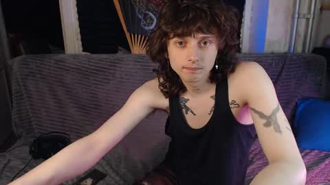 Ian online show from June 10, 6:51 pm