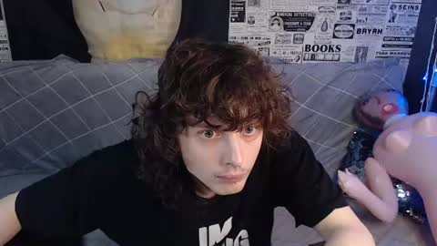 Ian online show from June 27, 3:28 pm