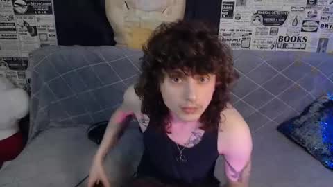 Ian online show from July 10, 8:33 pm