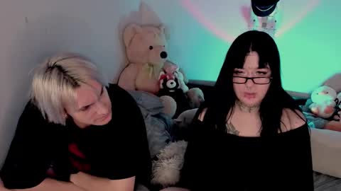 Snapshot of g4tito chatting on October 21, 5:30 am g4tito online show from October 21, 5:30 am