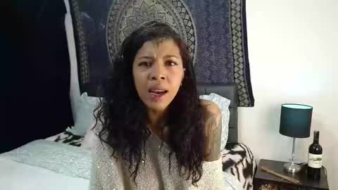 g_bella2025 online show from February 4, 9:53 pm