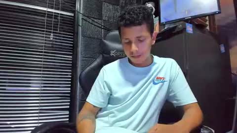 g_lincoln online show from June 25, 11:42 pm