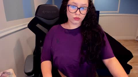 gaaby  online show from December 18, 1:48 am