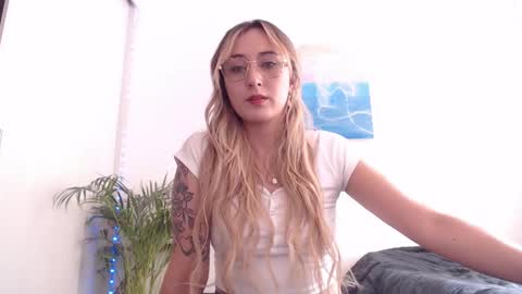 Gabriela online show from February 26, 8:22 pm