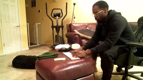 Snapshot of gabbc18 chatting on December 14, 2:28 am James online show from December 14, 2:28 am