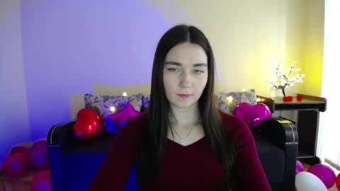 Snapshot of gabby_di chatting on February 21, 9:02 am Jaklin online show from February 21, 9:02 am