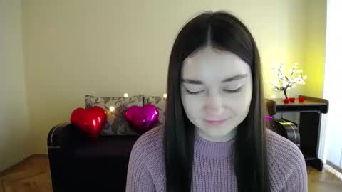 Snapshot of gabby_di chatting on February 26, 12:03 pm Jaklin online show from February 26, 12:03 pm
