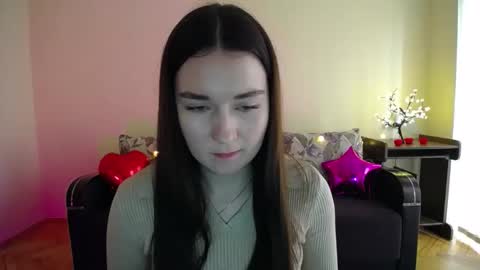 Snapshot of gabby_di chatting on February 27, 9:22 am Jaklin online show from February 27, 9:22 am