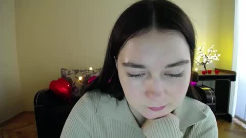 Snapshot of gabby_di chatting on February 27, 1:07 pm Jaklin online show from February 27, 1:07 pm