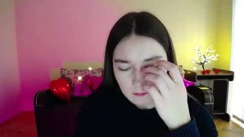 Snapshot of gabby_di chatting on February 28, 9:04 am Jaklin online show from February 28, 9:04 am
