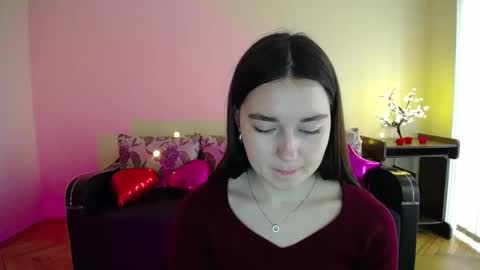 Snapshot of gabby_di chatting on March 1, 8:56 am Jaklin online show from March 1, 8:56 am