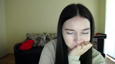 Snapshot of gabby_di chatting on September 27, 9:03 am Jaklin online show from September 27, 9:03 am