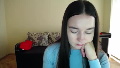 Snapshot of gabby_di chatting on September 28, 8:52 am Jaklin online show from September 28, 8:52 am