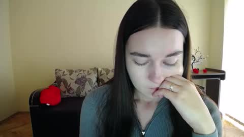 Snapshot of gabby_di chatting on October 14, 8:48 am Jaklin online show from October 14, 8:48 am