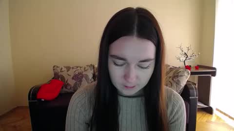 Snapshot of gabby_di chatting on October 21, 8:15 am Jaklin online show from October 21, 8:15 am