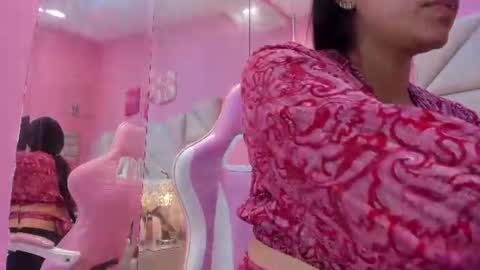 Snapshot of gabby_monroe chatting on July 10, 12:08 pm Gabby online show from July 10, 12:08 pm