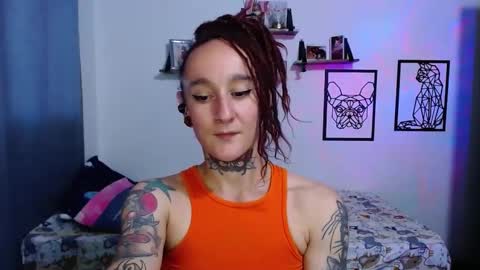 gabby_moon09 online show from October 7, 9:45 pm