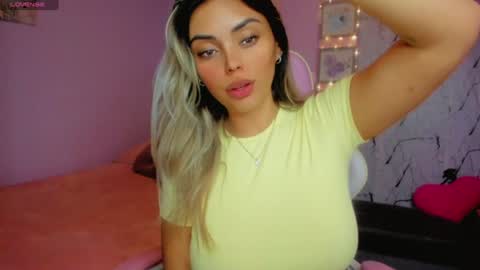 Gaby online show from June 19, 1:32 am