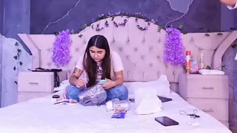 Gabby And Dominic online show from July 11, 12:30 pm