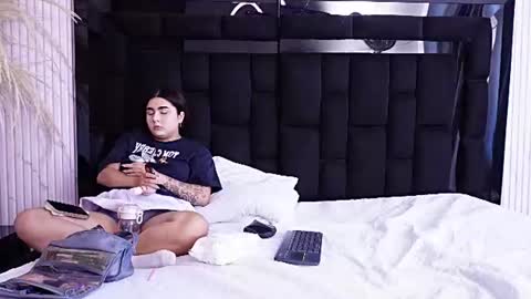 Gabby And Dominic online show from July 24, 12:58 pm