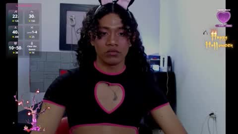Snapshot of gabbymendez21 chatting on October 17, 9:28 pm Gabby Mendez online show from October 17, 9:28 pm