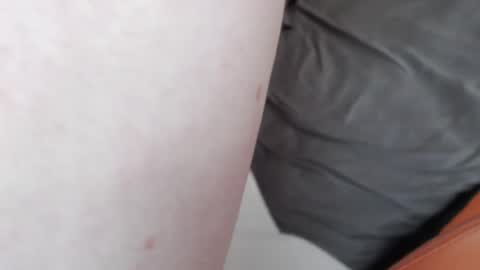 Gender Fluid Femboy online show from November 17, 5:19 pm