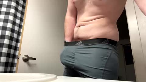 Snapshot of gabed72 chatting on January 13, 5:35 am Gabe online show from January 13, 5:35 am