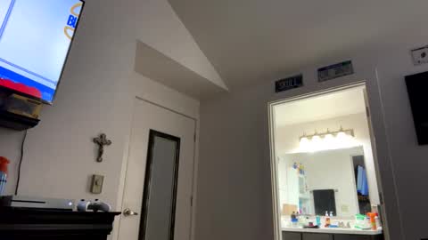 Snapshot of gabed72 chatting on February 2, 2:32 am Gabe online show from February 2, 2:32 am