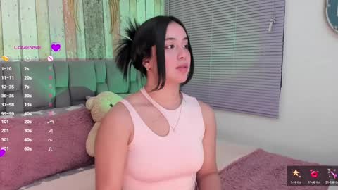 Snapshot of gabi_boom chatting on December 15, 11:53 pm Gabriela online show from December 15, 11:53 pm
