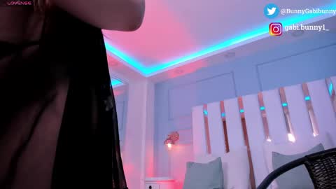 Gabi  online show from June 4, 5:41 pm