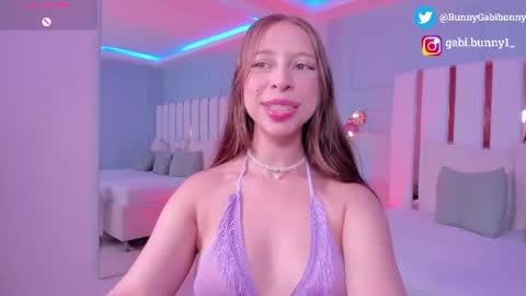 Gabi  online show from June 19, 6:12 pm