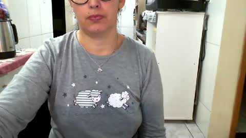 gaby  layla online show from June 17, 12:24 am