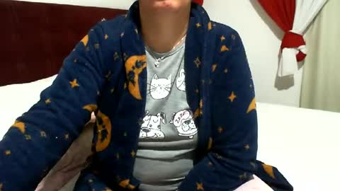 gaby  layla online show from July 12, 10:56 pm