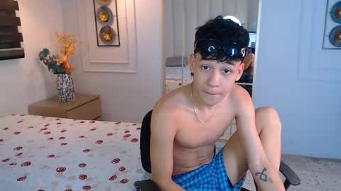 gabitox and jesus online show from December 22, 7:55 pm