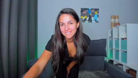 Snapshot of gabri_baby chatting on October 10, 7:07 am The next stream in car 1 december 10pm time in France online show from October 10, 7:07 am