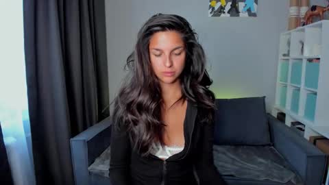 Snapshot of gabri_baby chatting on November 16, 12:11 pm The next stream in car 1 december 10pm time in France online show from November 16, 12:11 pm