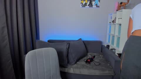 Snapshot of gabri_baby chatting on November 25, 9:09 am The next stream in car 1 december 10pm time in France online show from November 25, 9:09 am