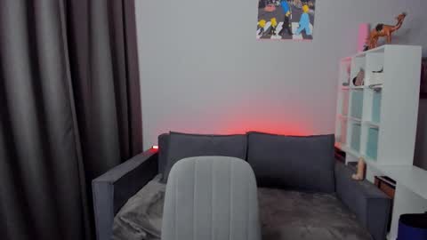 Snapshot of gabri_baby chatting on November 27, 9:17 pm The next stream in car 1 december 10pm time in France online show from November 27, 9:17 pm