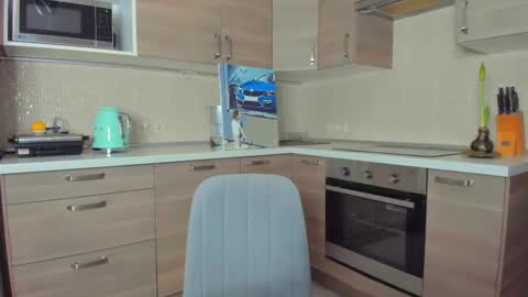 Snapshot of gabri_baby chatting on March 1, 2:02 am The next stream in car 1 december 10pm time in France online show from March 1, 2:02 am