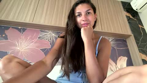 Snapshot of gabri_baby chatting on March 24, 11:04 am The next stream in car 1 december 10pm time in France online show from March 24, 11:04 am