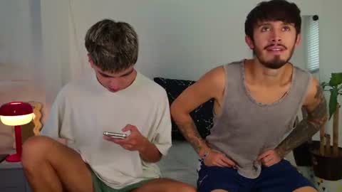 gabriel_and_geronimo online show from June 16, 7:49 pm