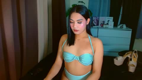 gabriela_deluxe online show from May 8, 5:29 pm