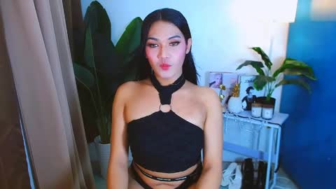 gabriela_deluxe online show from June 5, 8:09 am