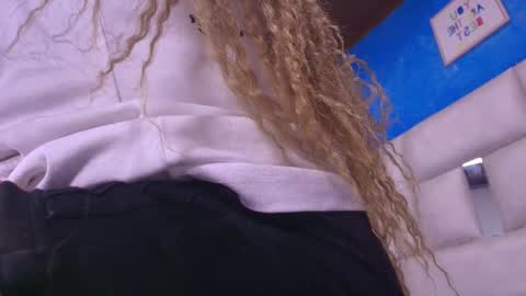 gabriela online show from January 4, 7:02 pm